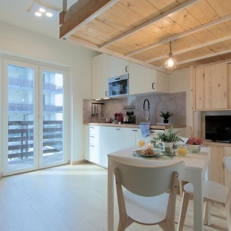 Casa Pino- Loft Con Giardino Magnolta Apartman Aprica Kültér fotó